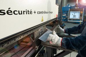laser controle correction angle pliage lcs innovation